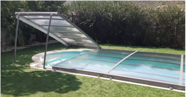 Poolüberdachung ohne Schienen