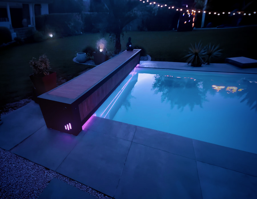 Poolside Bank PLus automatische Abdeckung