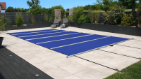 Stangenabdeckung Easy pro m2 inkl. Handkurbel, Lichtgrau